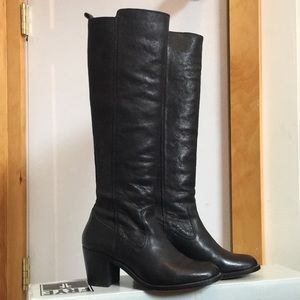 FRYE - Janis Gore Tall Riding Boot, Black